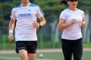 多支球队进入冲刺阶段比赛强度与对抗性显著增强，一个比赛中有冲破队突破队,你怎么选择